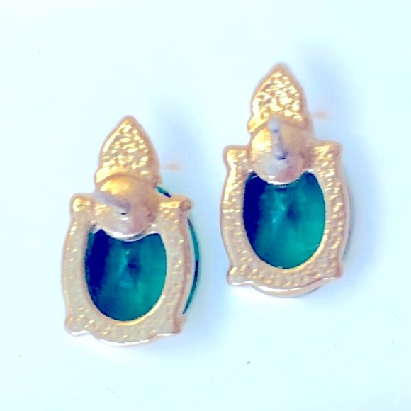 Emerald Green Earrings - Picture 2 of 4